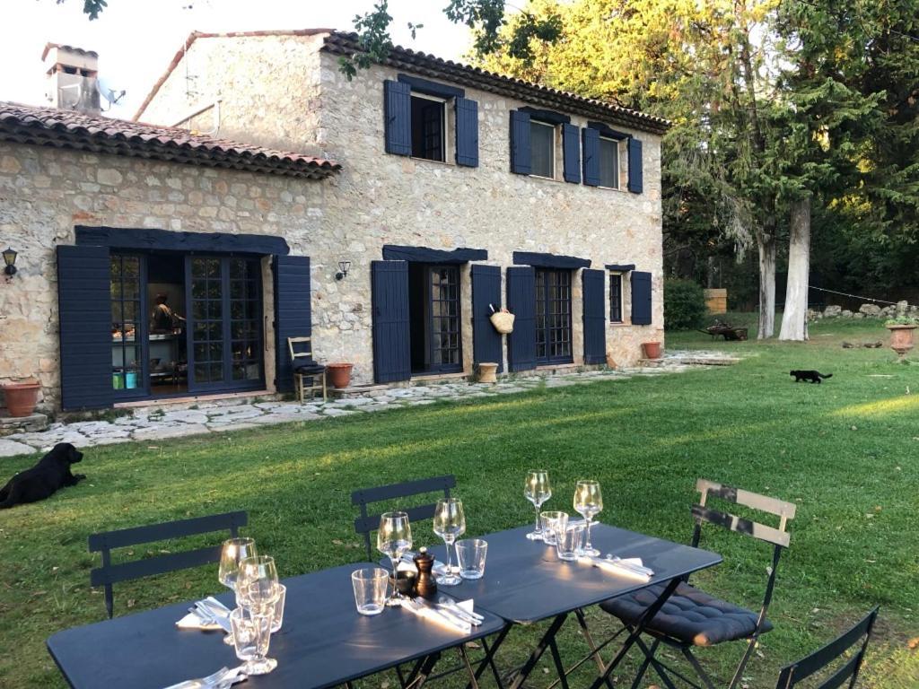 Ferme Le Pavillon Bed & Breakfast Bargemon ภายนอก รูปภาพ